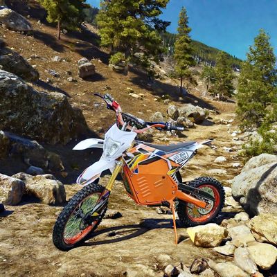 Ατονγκ Μοτοποδήλατο Moto Dirt Bike 2000w 60v έφηβος Ηλεκτρική μοτοσικλέτα Χρώματα εξατομικευμένα