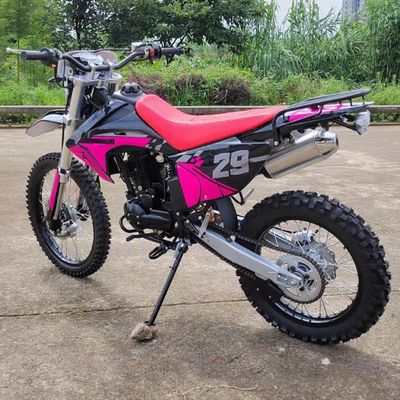 Ηλεκτρική εκκίνηση 250cc Enduro Dirt Bike Max. Ταχύτητα 100km/h Ιδανική για περιπέτειες εκτός δρόμου